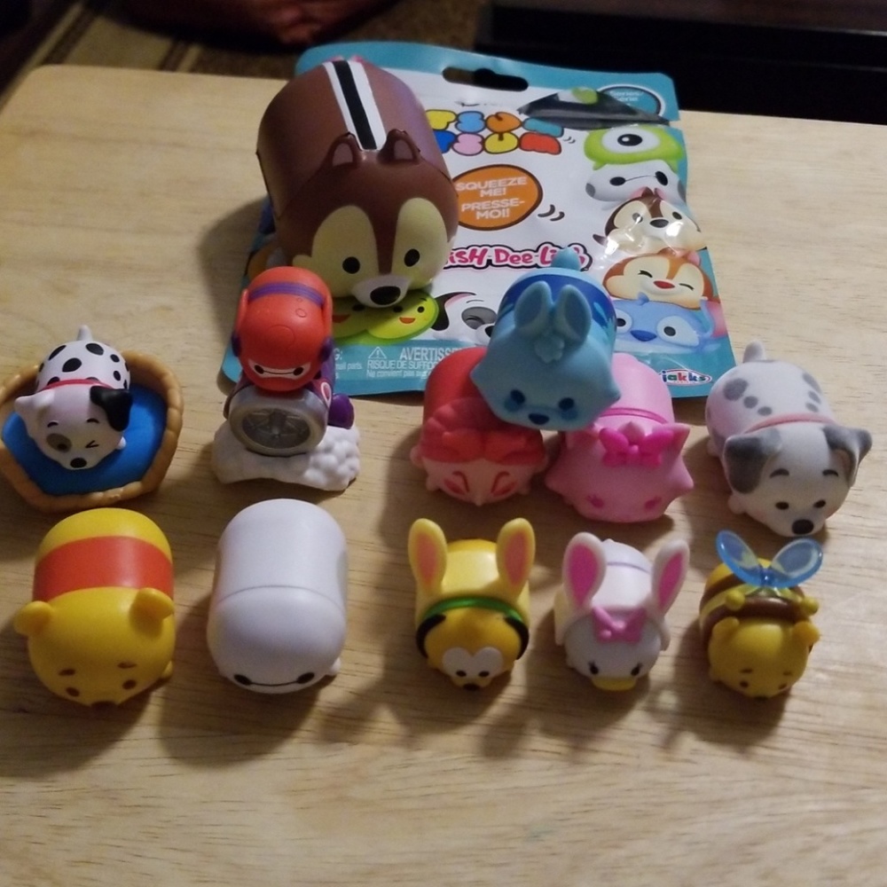 Random assortment of Disney Tsum Tsum